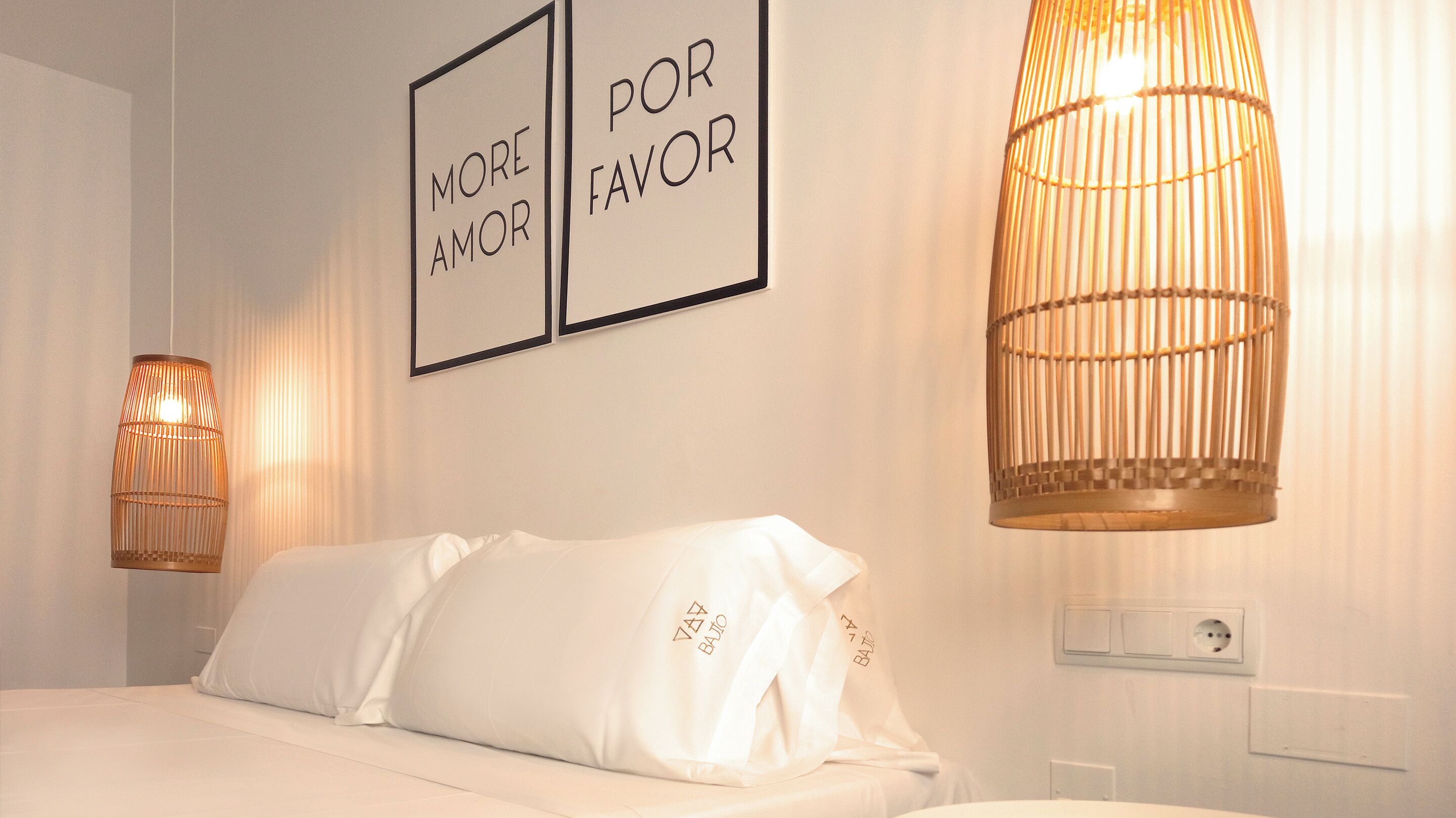 書桌、手提電腦工作空間、免費 Wi-Fi