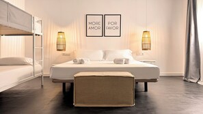 مكتب ومساحة عمل للكمبيوتر المحمول وواي فاي مجانًا