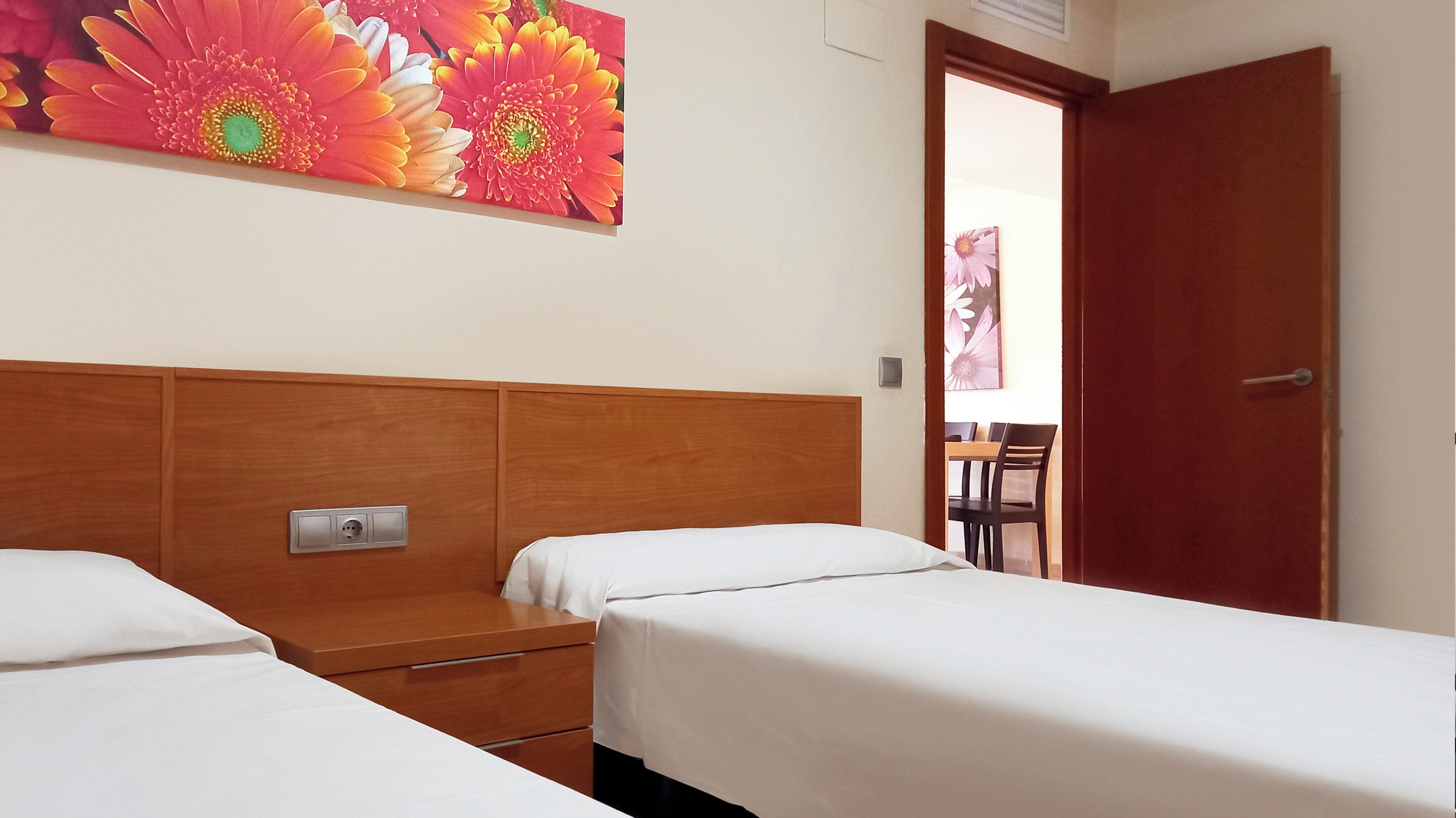 Silitysrauta/-lauta, vauvan matkasänky, ilmainen Wi-Fi, vuodevaatteet