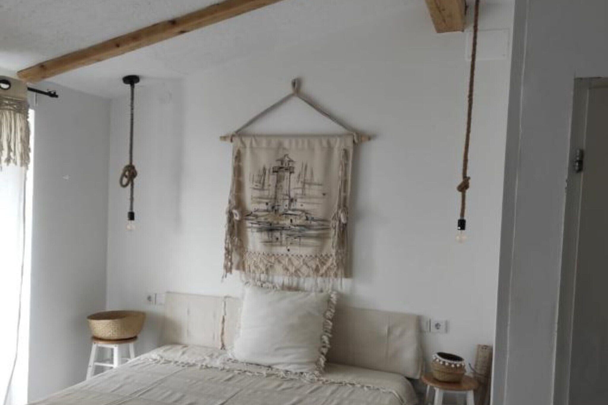 Travel crib, WiFi (free)