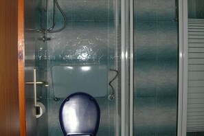 Shower - Apartment with Terrace and Sea View Brodarica - Two Bedroom Apartment with Sea View (Brodarica)