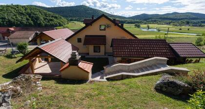 Villa Narnia - Three Bedroom Villa