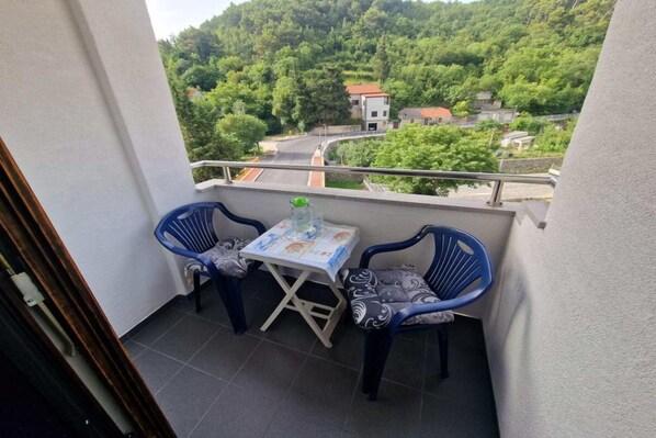 Outdoor dining - Rooms by Robi Novigrad 1 (Novigrad - Zadar)