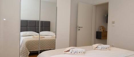 Bügeleisen/Bügelbrett, kostenloses WLAN