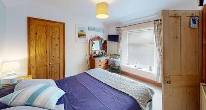 Saffron Cottage, the perfect blend of seaside charm and modern comfort