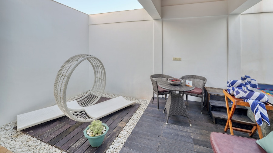 Alaya Stays Paloma Backwater Resorts