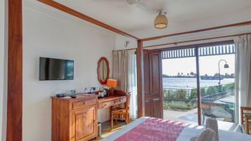 ๋๋ญ์ค๋ฃธ, ํธ์ ์ ๋ง | ๋ฌด๋ฃ WiFi