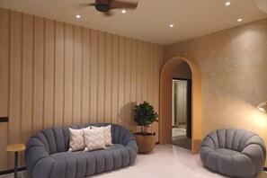 Interior - Hotel Mirda Puncak Alam (Ijok)