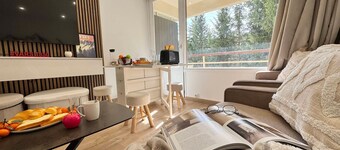 Renovated studio at the slopes, ideal for 3, sunny balcony