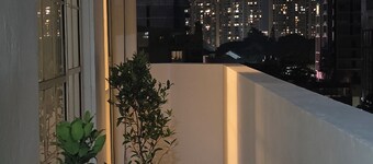 3-Bedroom Tower, Beach view Colombo