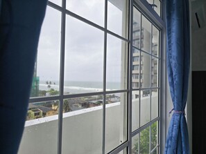 Interior - 3-Bedroom Tower, Beach view Colombo (Colombo)