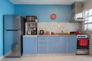 Apartment, 1 Bedroom, Balcony, City View | Interior