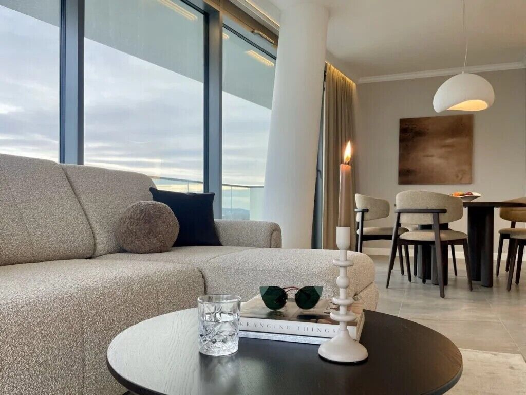 Apartament Sky View Plus + | In-room safe, laptop workspace, blackout curtains, soundproofing