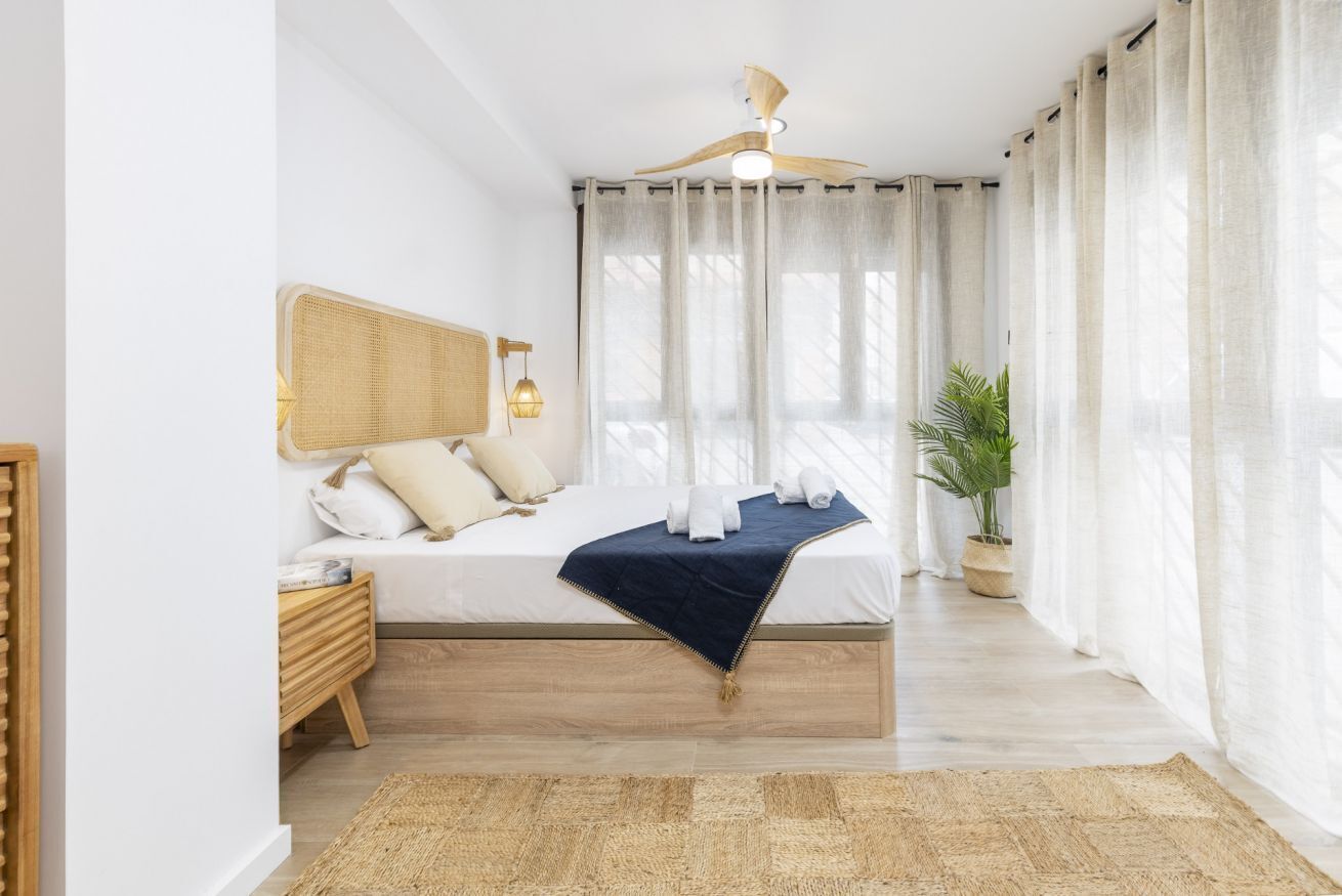 3 bedrooms, in-room safe, desk, iron/ironing board