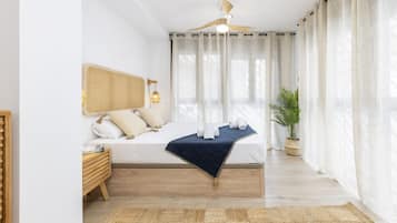 3 chambres, coffres-forts dans les chambres, bureau