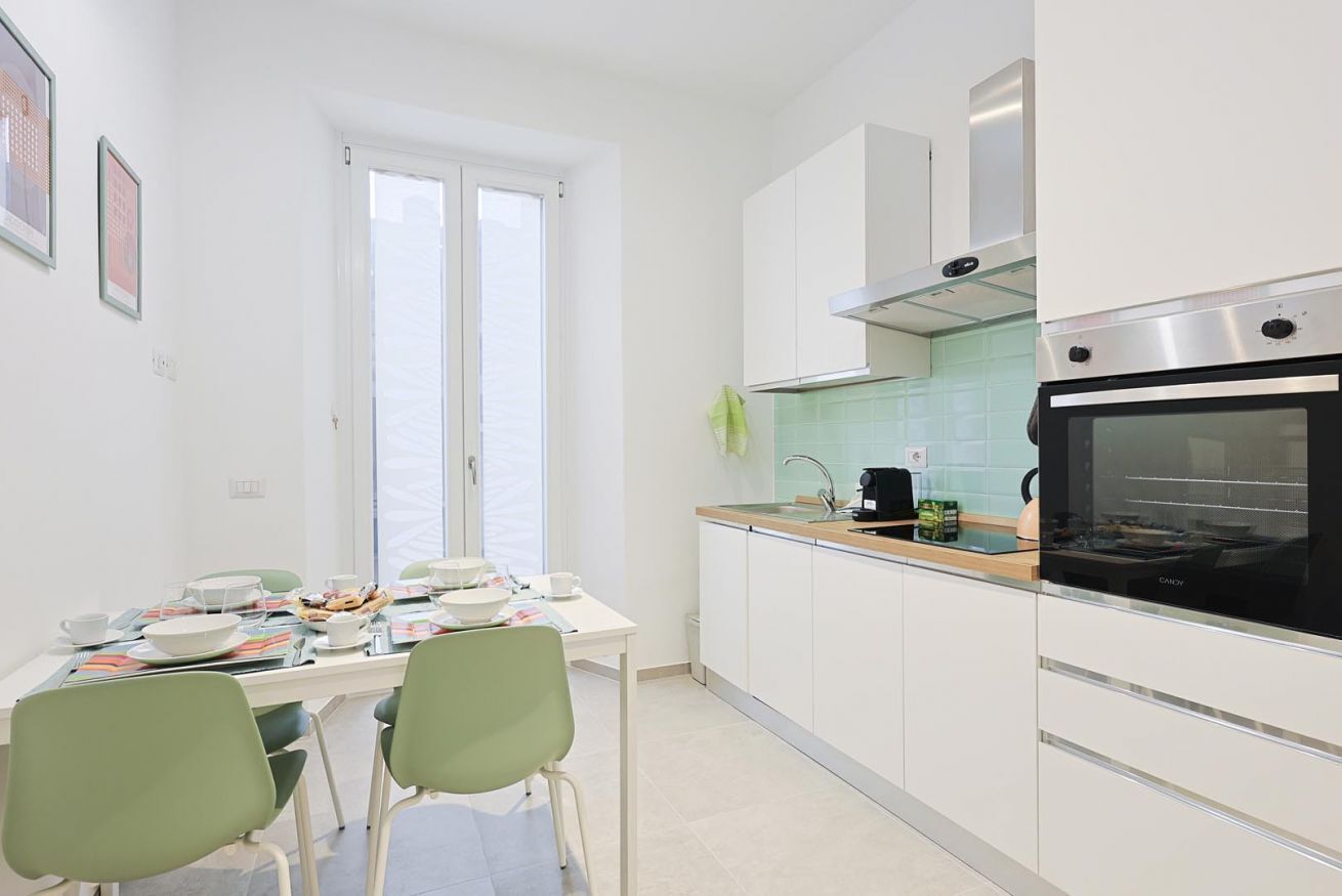 ثلاجة، ميكروويف، غسالة أطباق