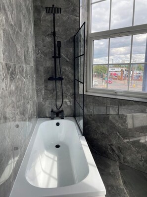 Håndklæder, Sæbe, Toiletpapir