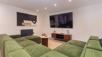 Standard Studio | Property amenity