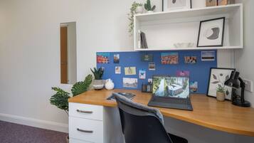 Standard Double Room | Desk, laptop workspace, bed sheets