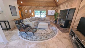 Smart-TV, peis og bordtennis