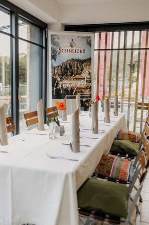 Daily buffet breakfast (EUR 7 per person)