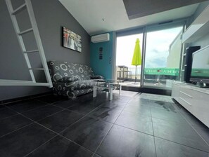 Téléviseur, chaîne audio