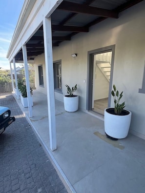 تفاصيل الفندق من الخارج