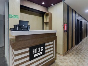 Hus | Reception