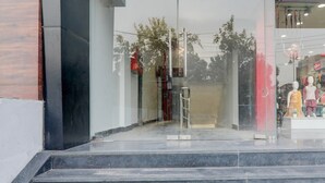 Unclassified image, 4 of 30, button - Hotel O Medical College Basaratpur Gorakhpur (Gorakhpur)