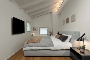 Unclassified image, 2 of 17, button - The Golden loft by Aura Luxury Collection (Como)