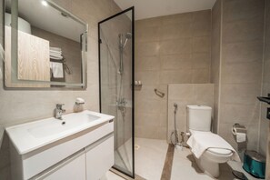 In-room safe, blackout drapes, iron/ironing board, free WiFi - Kemet Hotel Tahrir Sqaure (Cairo)
