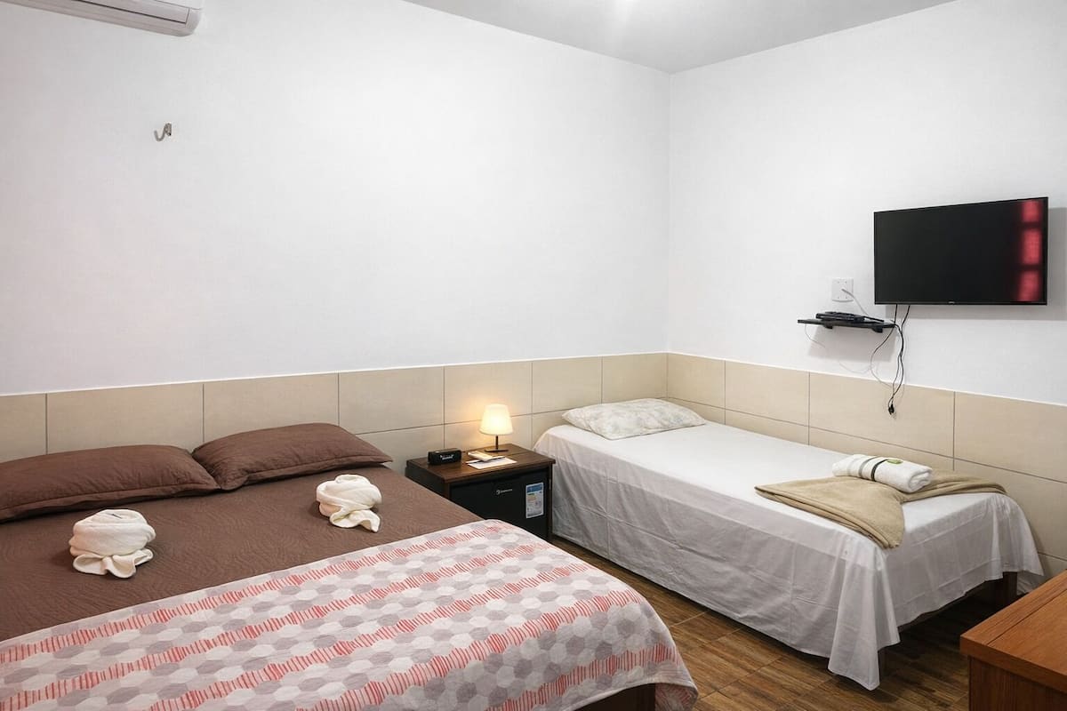 Phòng 3 phong cách cổ điển | Minibar, truy cập Internet không dây miễn phí