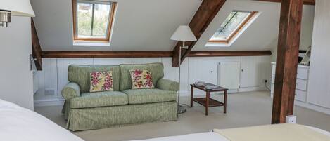 1 chambre, décoration personnalisée, ameublement personnalisé