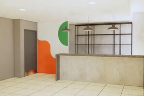 Unclassified image, 3 of 34, button - The City Flats Circuit Makati (Makati)