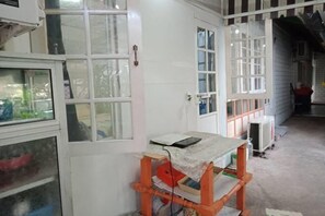 Room - Young and Beautiful (Bangkok)