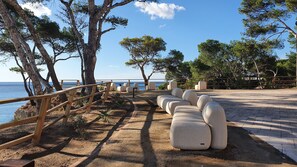 Property grounds - Apartment with 55m2 terrace and sea view (Miami Platja)