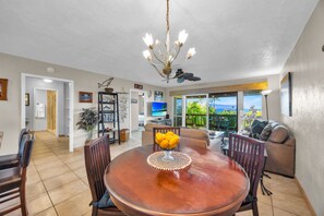Smart TV - Ocean views, 2BR retreat, Less than 5 Minutesʻ to the Beach - Kaanapali Plantation 20 (Lahaina)