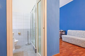 Unclassified image, 4 of 37, button