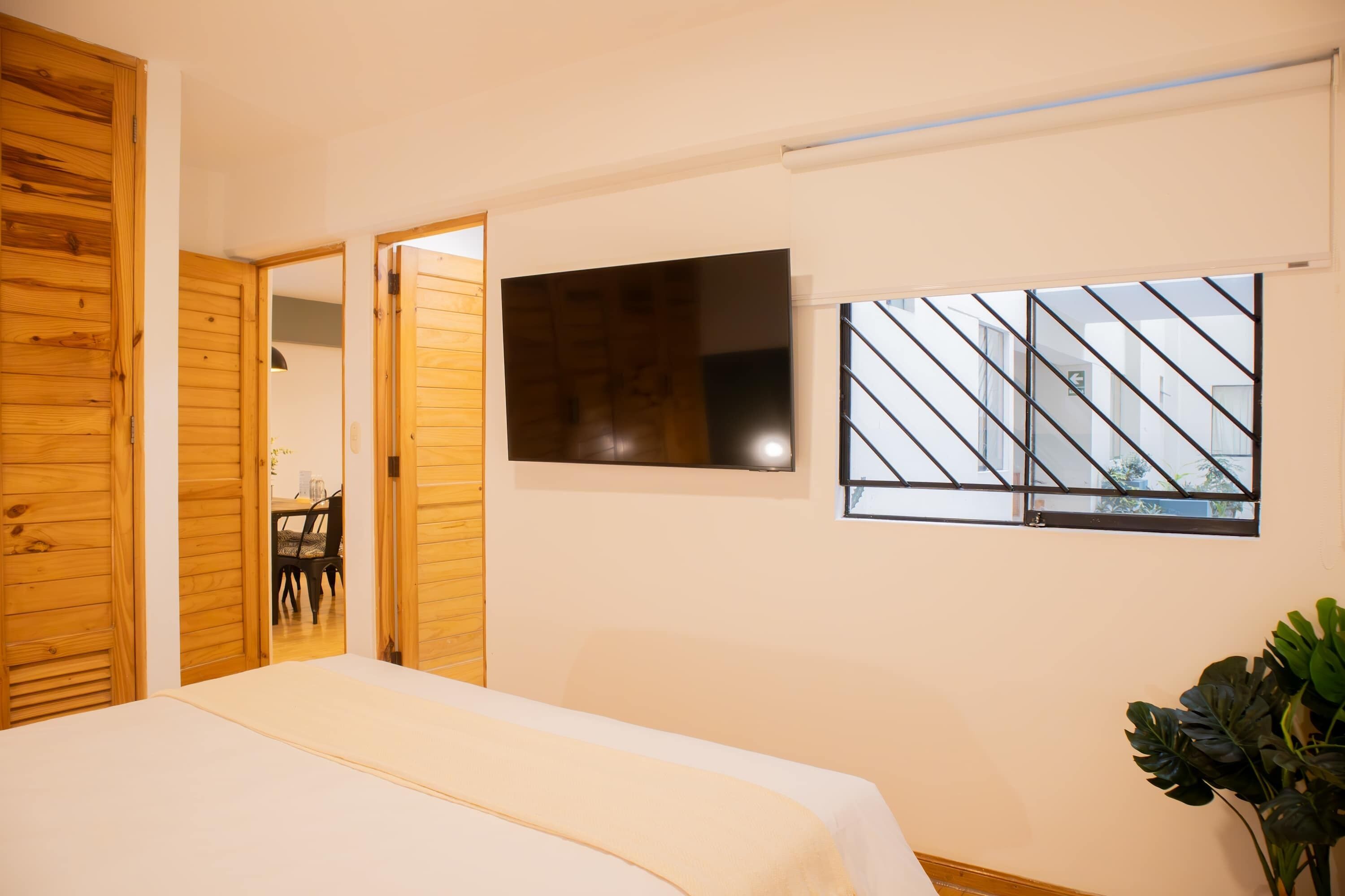 Apartamento | 2 dormitorios, escritorio, Internet