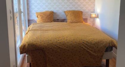 Maison Luxe + Parking + Jardin. 20min Paris/ CDG et gare 5 min