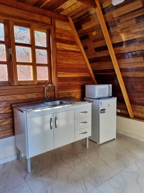 Deluxe Chalet, Patio, Mountain View | In-room dining