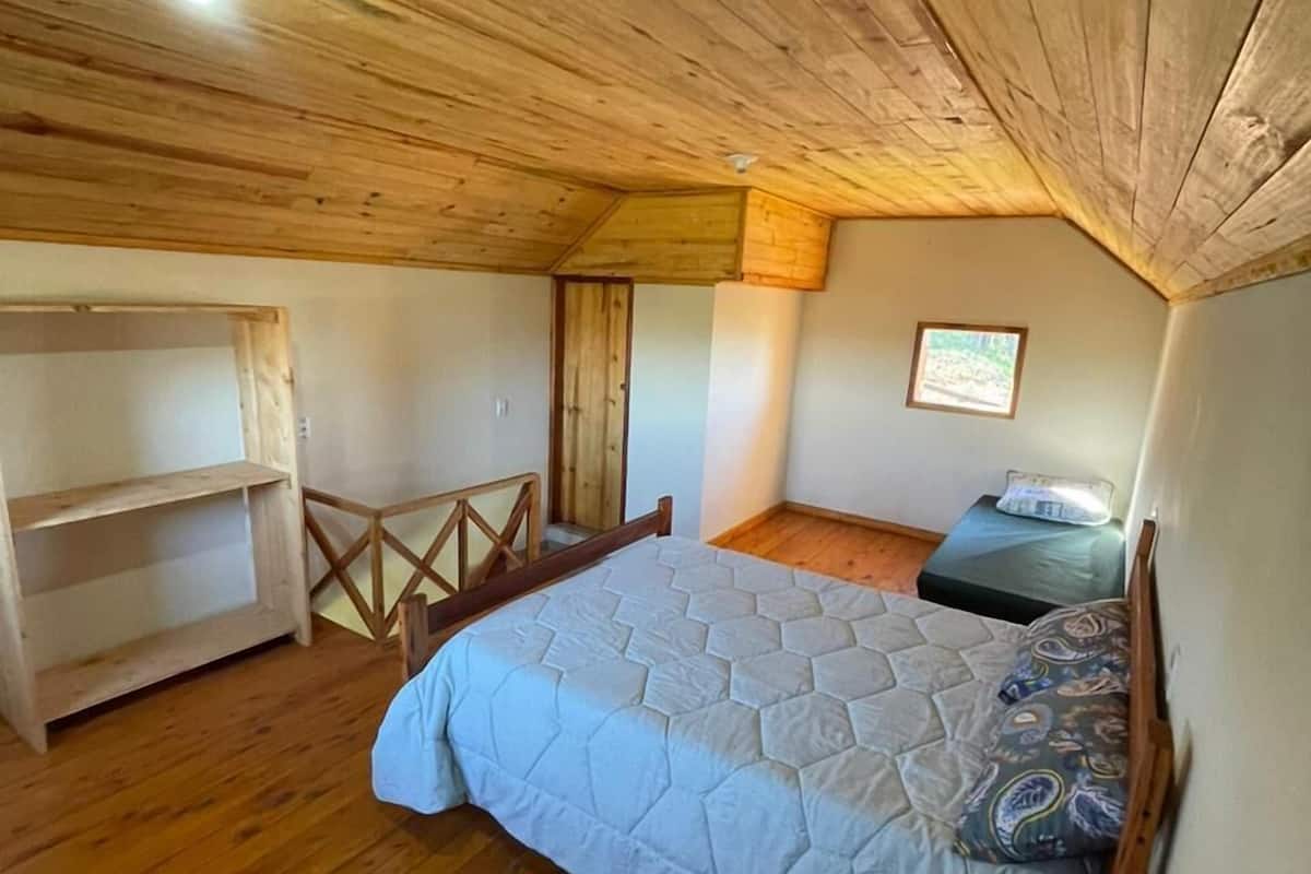 Family Room | Free WiFi, bed sheets