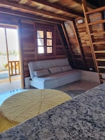 Chalet Deluxe, patio, vistas a la montaña | Servicio de comidas en la habitación