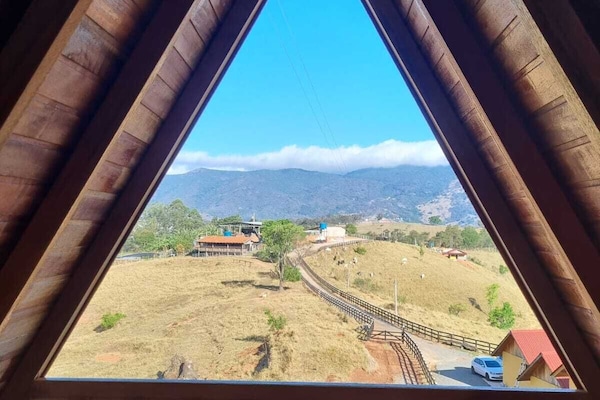 Chalé luxo, varanda, vista para a montanha | Terraço/pátio