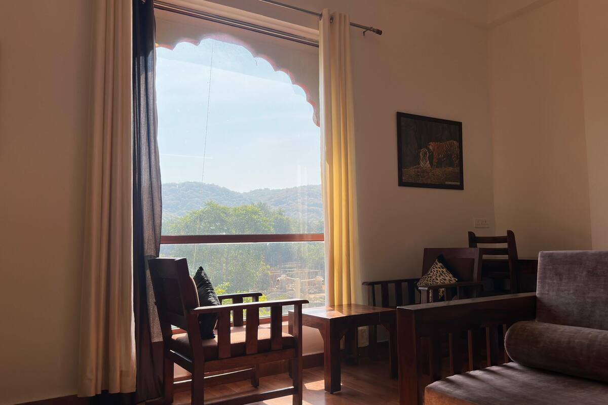 Decoración personalizada, muebles diferentes y escritorio