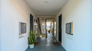 Unclassified image, 2 of 53, button - Sun-filled Modern Getaway w Spacious Areas 4 (Altadena)
