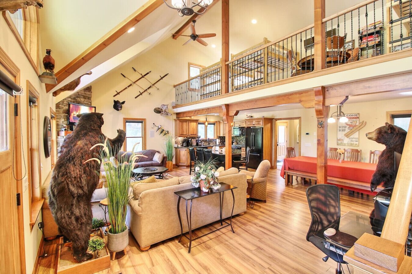 TV, caminetto, videogiochi, impianto stereo