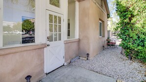 Ev (2 Bedrooms) | İç mekân