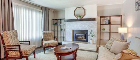 Apartment (2 Bedrooms) | Front of property