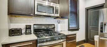 Walk to Tower Grove Park: St Louis Getaway